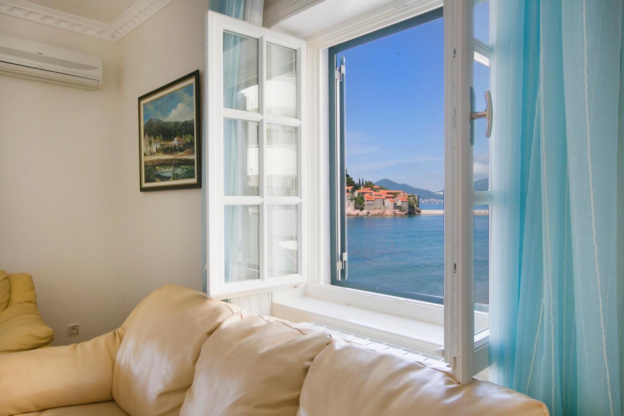 Montesan Luxury Apartments Sveti Stefan Doo Plava Vila Exterior photo